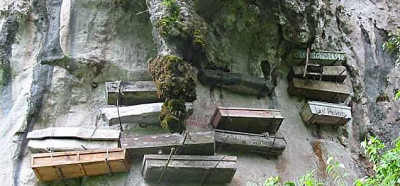Viseče krste s posmrtnimi ostanki, Sagada