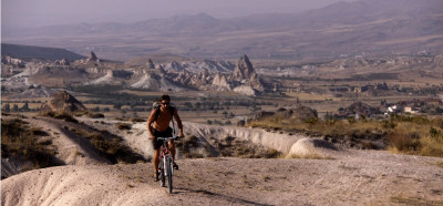 S kolesi po Kapadokiji