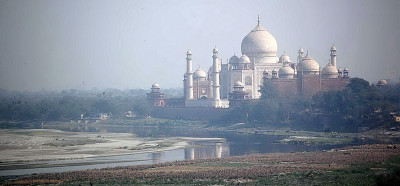 Najlepši spomenik ljubezni, Taj Mahal
