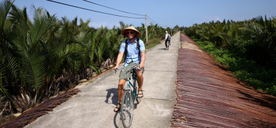 S kolesom po Vietnamu