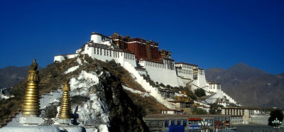 Potala, Dalaj Lamina palača v Lhasi