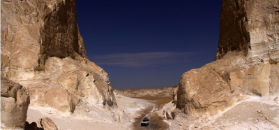 Zahodni del Bele puščave, ki je izrazito bolj gorat