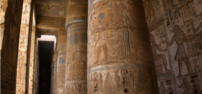 Najlepši stebri Luxorja, Medinat Habu