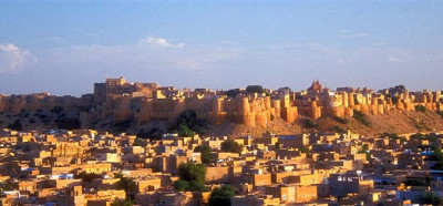 Jaisalmer, trdnajava v puščavi, eno najbolj romantičnih mestec v Indiji