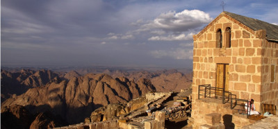 Vrh svete Mojzesove gore na Sinaju