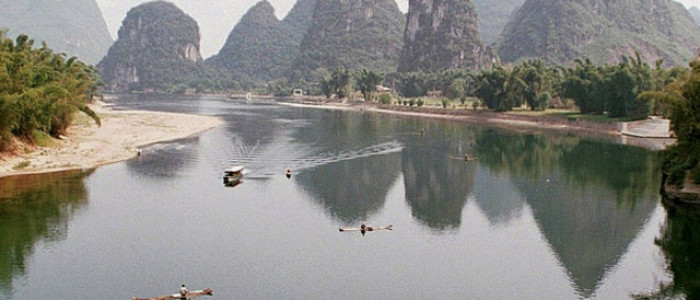 -Plovba po reki med Yangshuojem in Guilinom